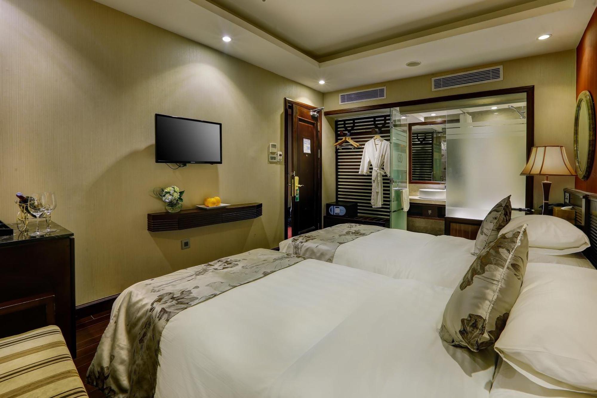 Golden Silk Boutique Hotel Ханой Экстерьер фото